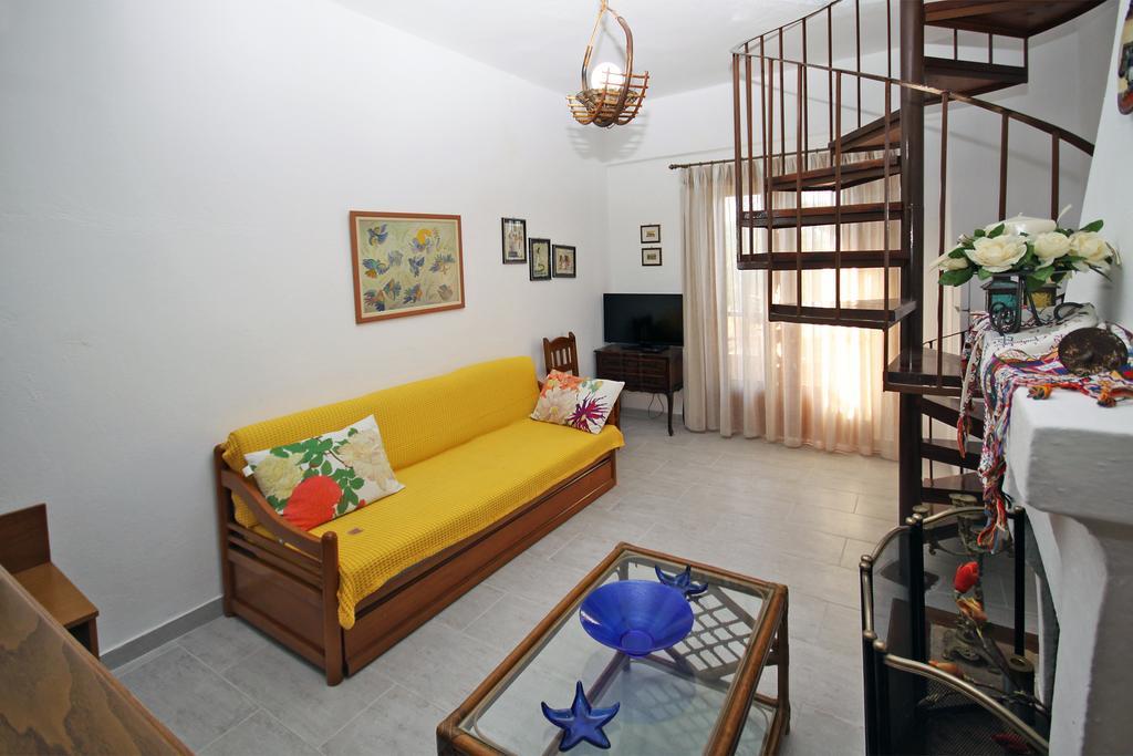 Villa Angela Вурвуру Экстерьер фото